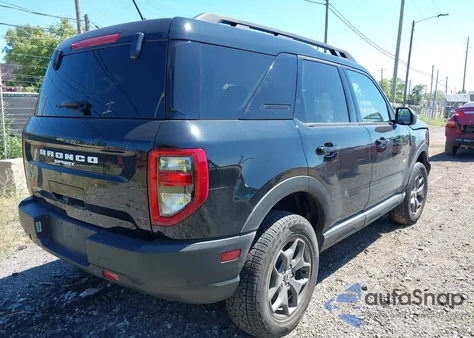 2022 Ford Bronco Sport Badlands z USA, uszkodzony, nr VIN 3FMCR9D90NRD49789